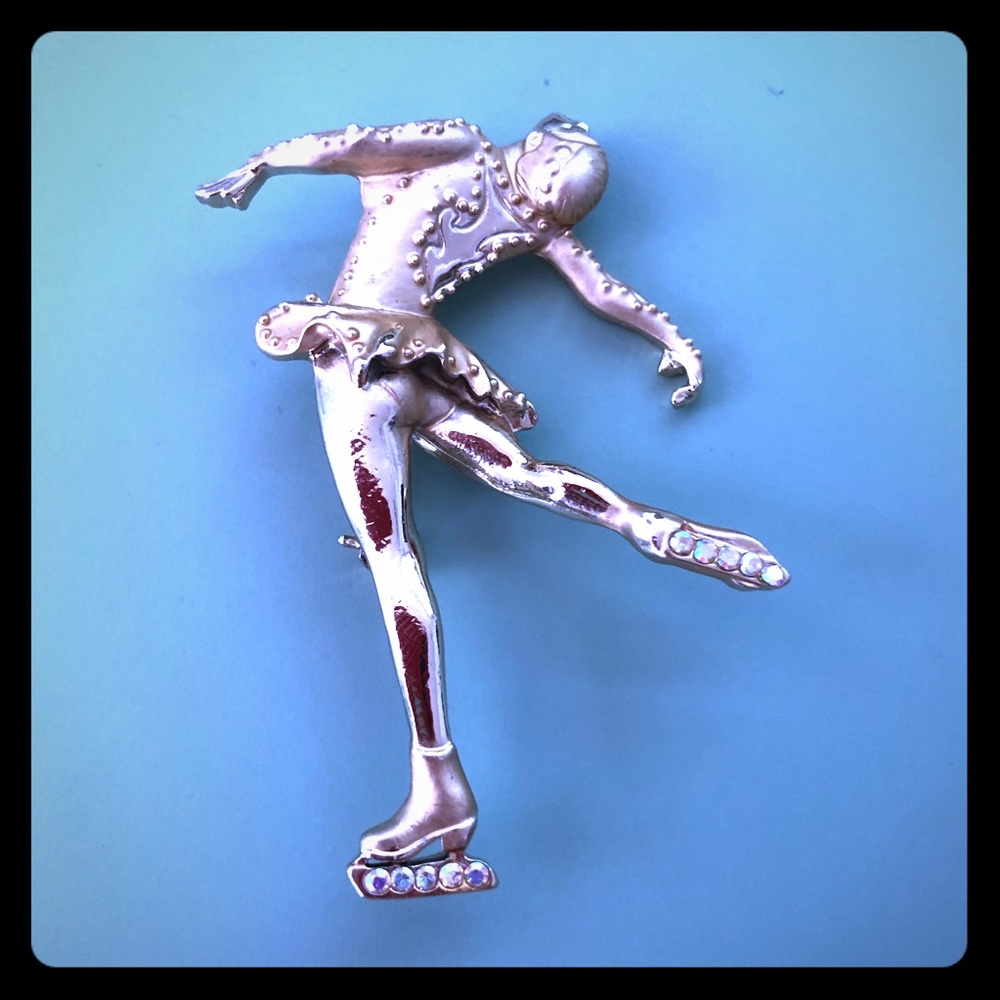 Figure skater decorative pin